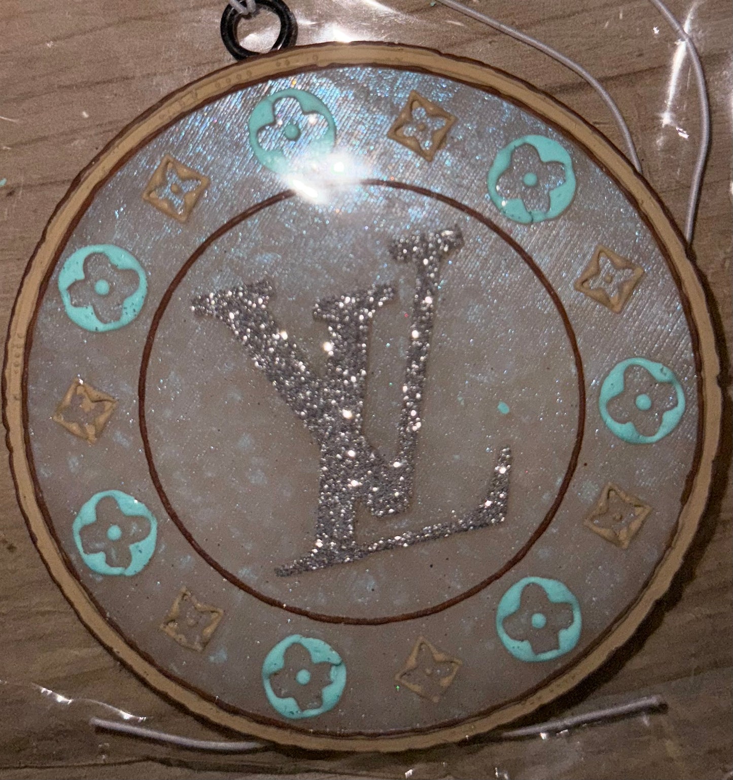 Boujee Circle Freshie