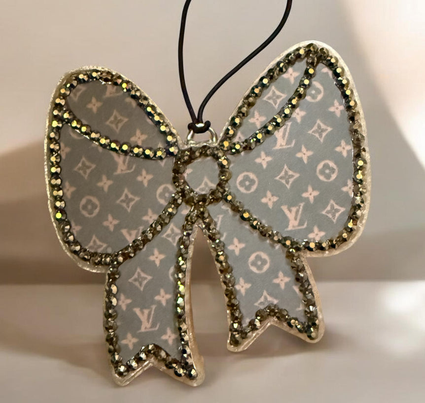 Boujee Bling Bow Brown Freshie