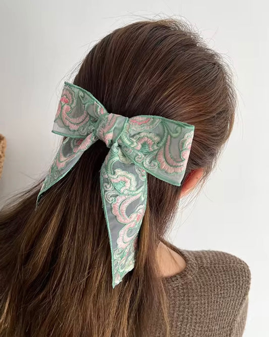 Lace Ribbon Bow