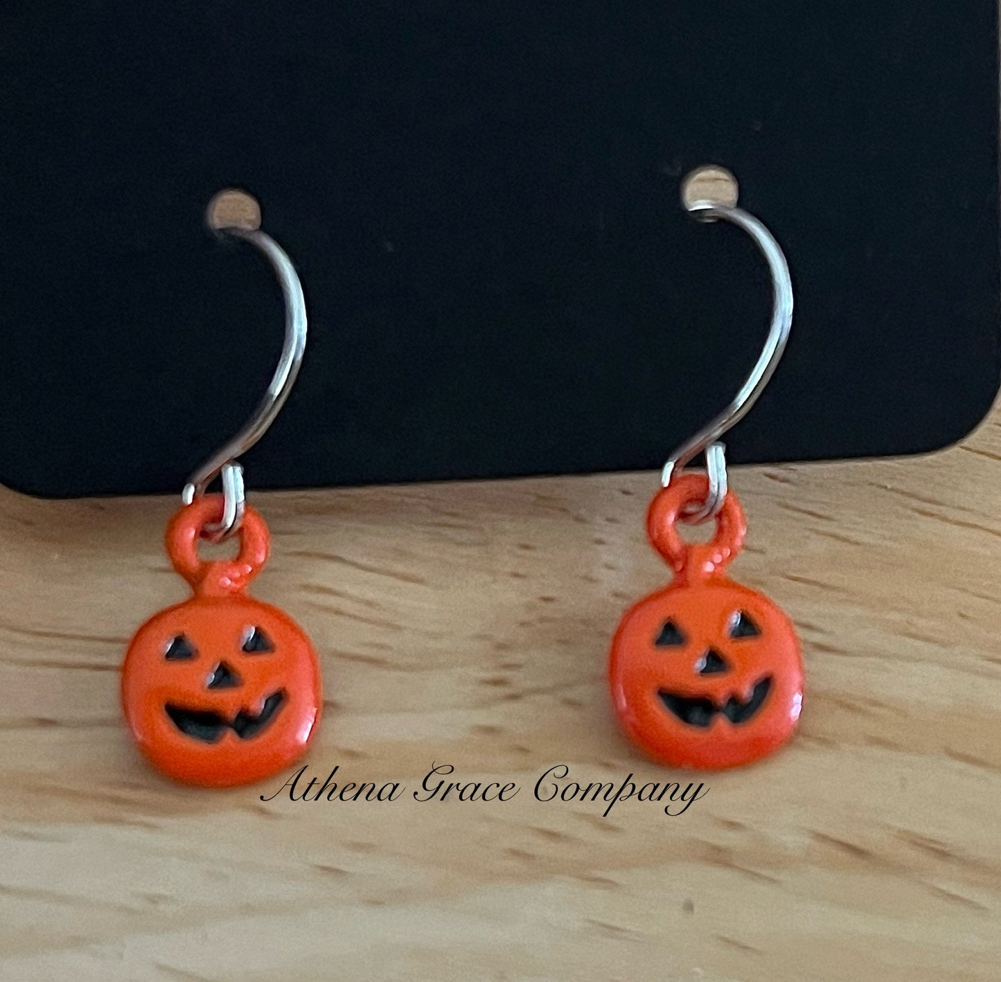 Halloween.85 earrings