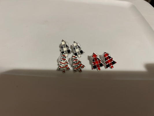 Christmas tree earrings