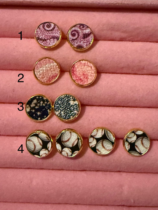 Pattern Stud Earrings