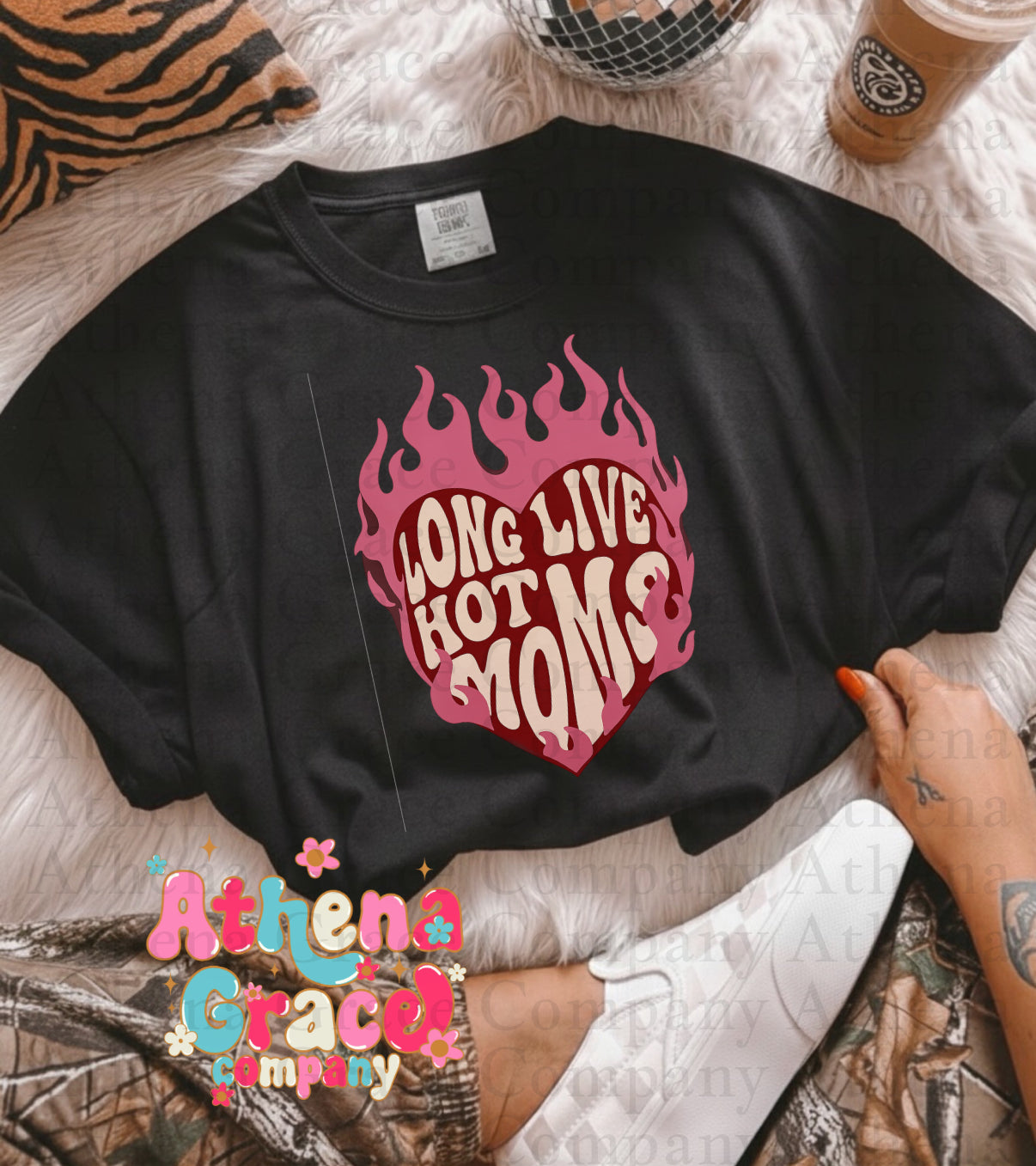 Long Live Hot Moms